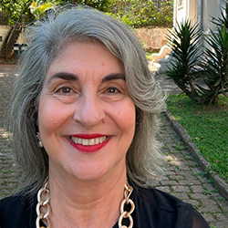 DRA. MIRIAM R. CALHEIROS DE S�