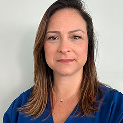 DRA. MARCELE PAGANOTO