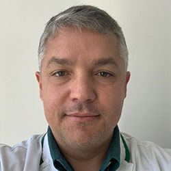 DR. MARCOS ROBERTO DE OLIVEIRA 