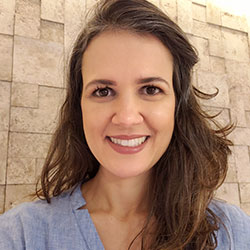 DRA. ROBERTA DE MATOS FIGUEIREDO